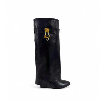 Leather boot with fold and gold charm